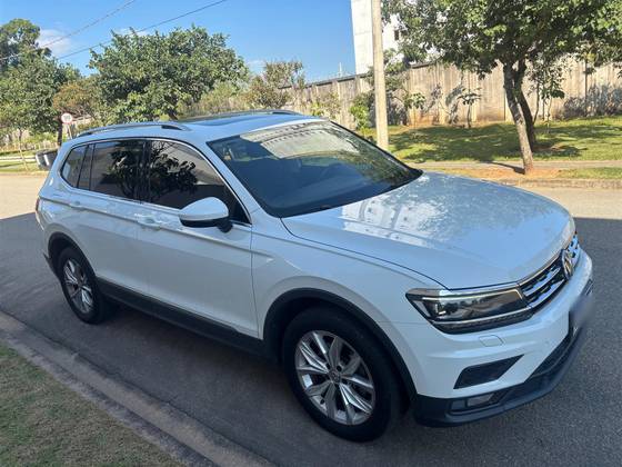 VOLKSWAGEN TIGUAN 1.4 250 TSI TOTAL FLEX ALLSPACE COMFORTLINE TIPTRONIC VOLKSWAGEN TIGUAN 1.4 250 TSI TOTAL FLEX ALLSPACE COMFORTLINE TIPTRONIC